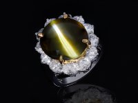 Oscar Heyman Brothers chrysoberyl diamond ring berganza hatton garden