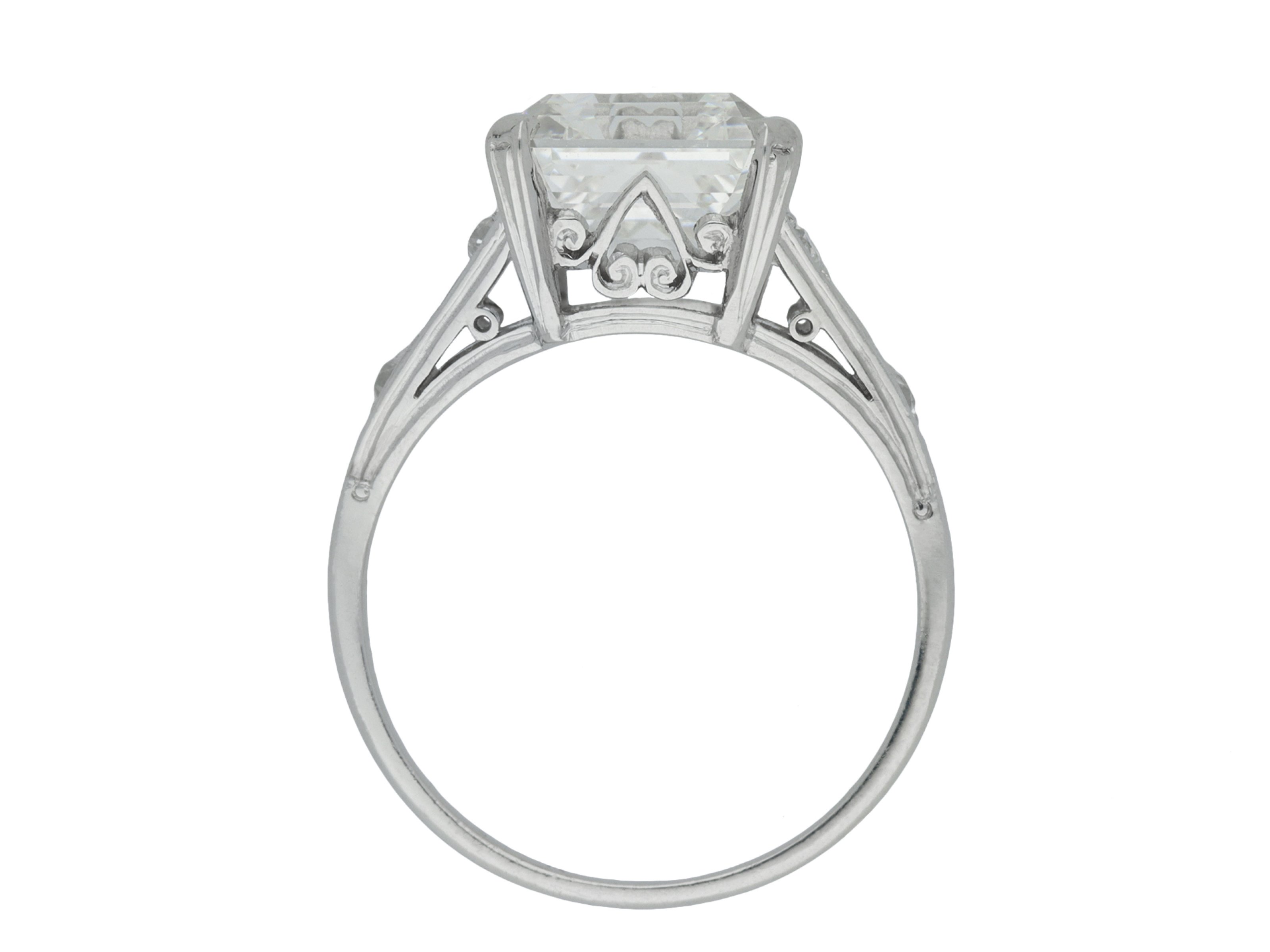 Art Deco Asscher cut diamond ring, circa 1920 | Ref 24624