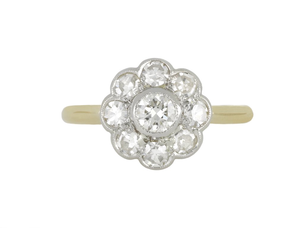 Edwardian diamond coronet cluster ring, circa 1910.