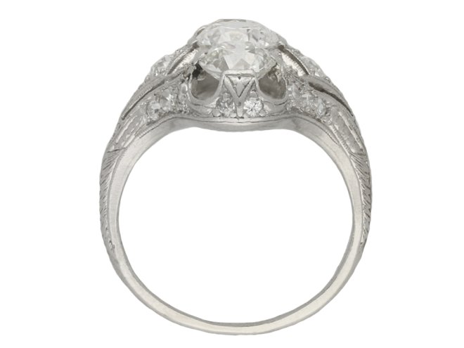 Belle Époque three stone diamond ring berganza hatton garden