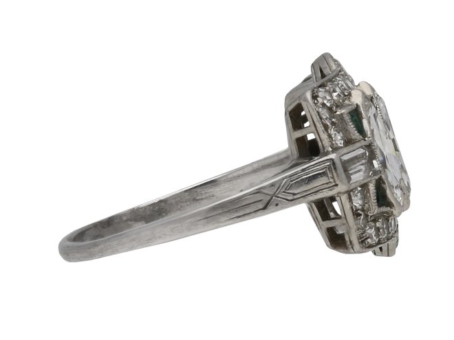 Art Deco diamond and emerald cluster ring berganza hatton garden