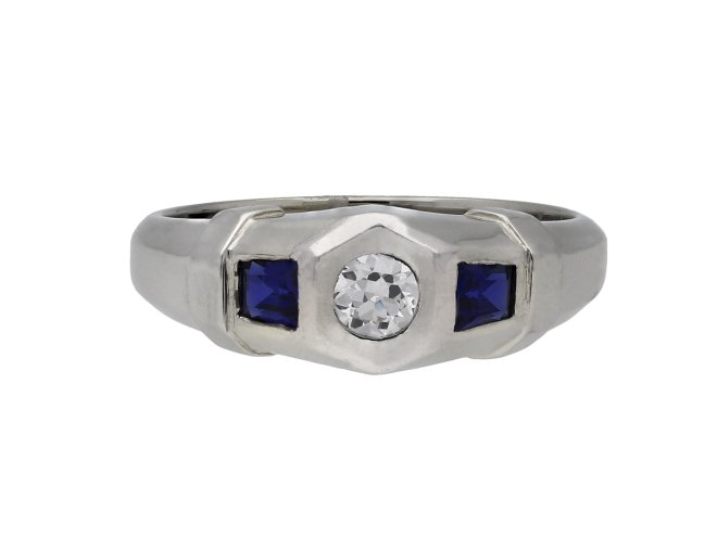 Diamond and sapphire ring hatton garden berganza