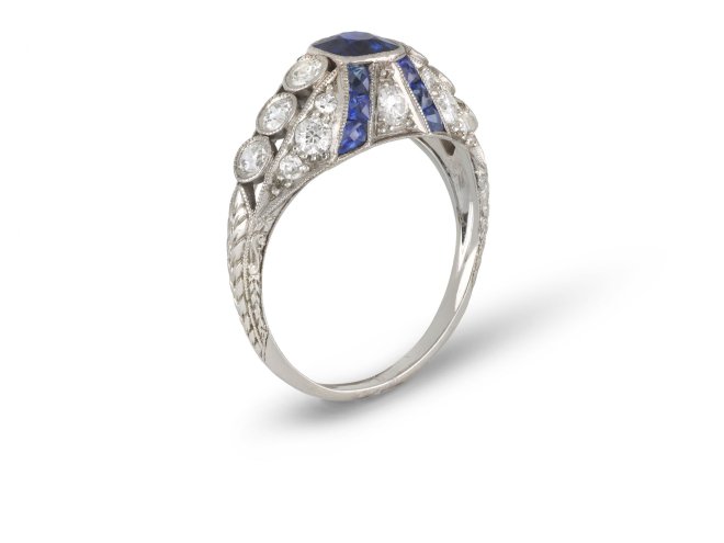 Art Deco sapphire and diamond ring, circa 1920.