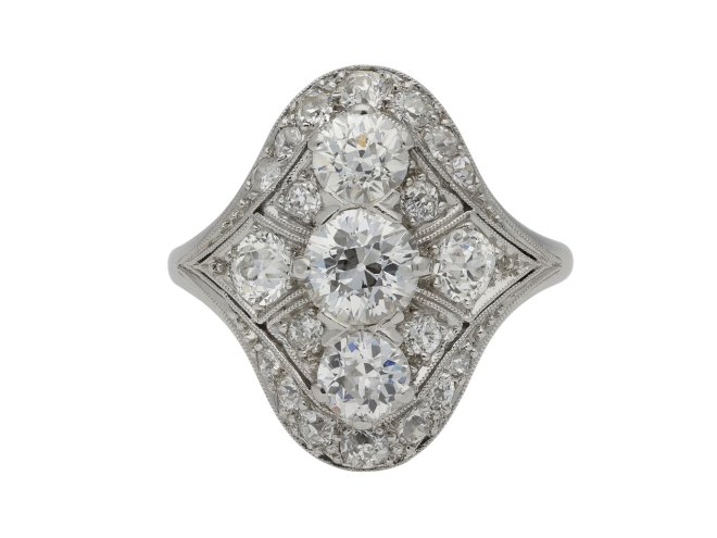 Oval diamond cluster ring berganza hatton garden