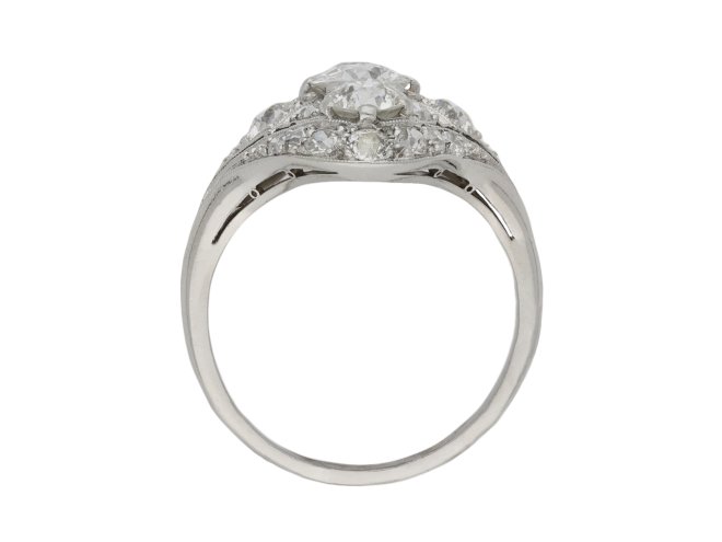 Oval diamond cluster ring berganza hatton garden