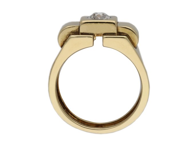 Boucheron Paris diamond solitaire dress ring, 