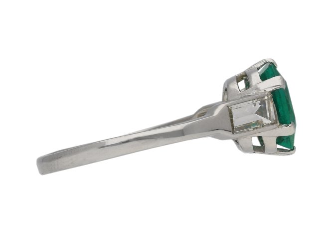 Art Deco emerald and diamond ring berganza hatton garden