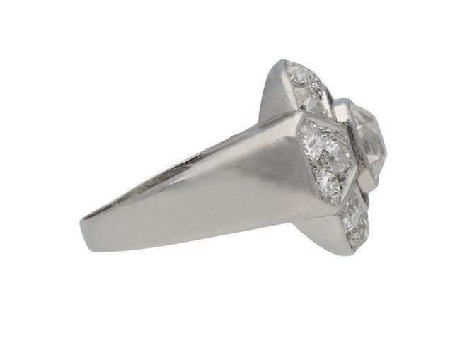 Art Deco diamond cluster ring berganza hatton garden