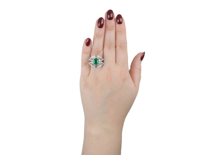 Colombian emerald and diamond cluster ring berganza hatton garden