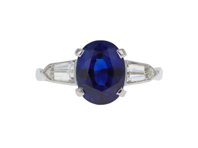 Natural Burmese sapphire and diamond ring. hatton garden