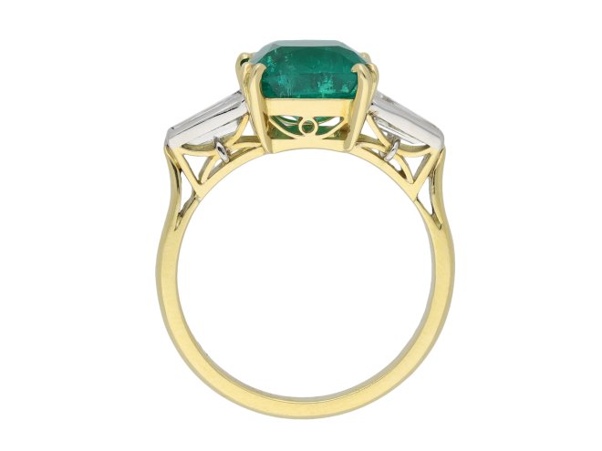 Colombian emerald and diamond ring berganza hatton garden