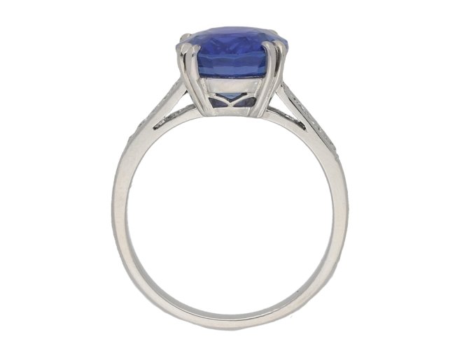 Burmese sapphire and diamond ring, circa 1950. berganza hatton garden 