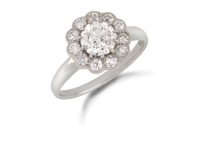 Edwardian diamond coronet cluster ring, English, circa 1910.