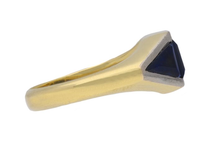 front art deco sapphire ring berganza hatton garden