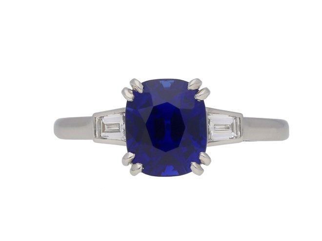 Royal Blue Kashmir sapphire diamond ring berganza hatton garden