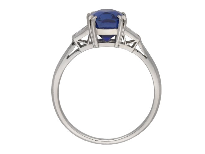 Royal Blue Kashmir sapphire diamond ring berganza hatton garden