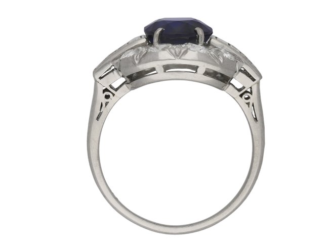 Royal Blue Burmese sapphire diamond ring,berganza hatton garden