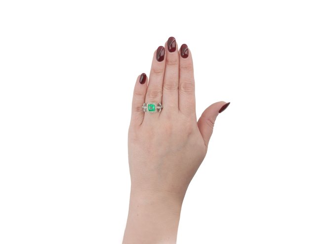 Colombian emerald and diamond cluster ring. hatton garden