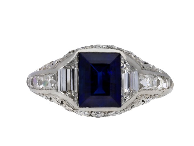 Art Deco sapphire and diamond cluster ring hatton garden