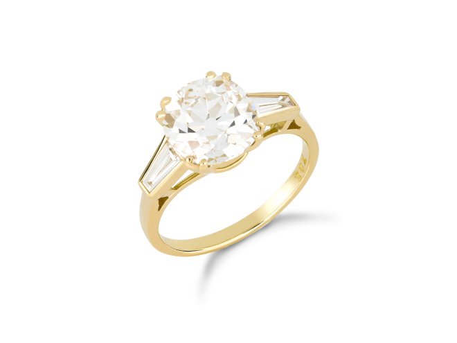 Old mine diamond flanked solitaire ring. hatton garden