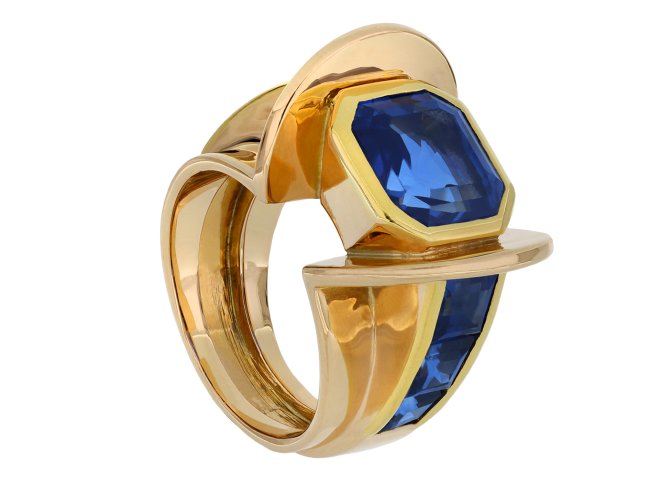 Ceylon sapphire flank solitaire ring circa 1970 hatton garden