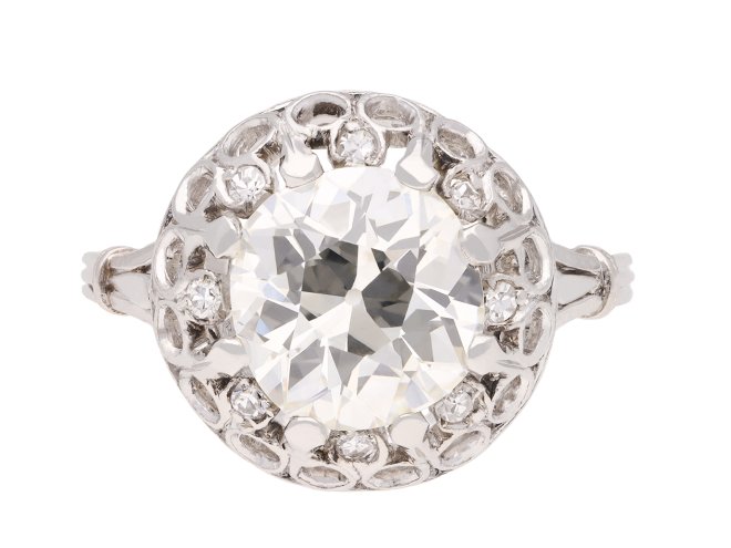 Old mine diamond cluster ring, circa 1915. Hatton Garden