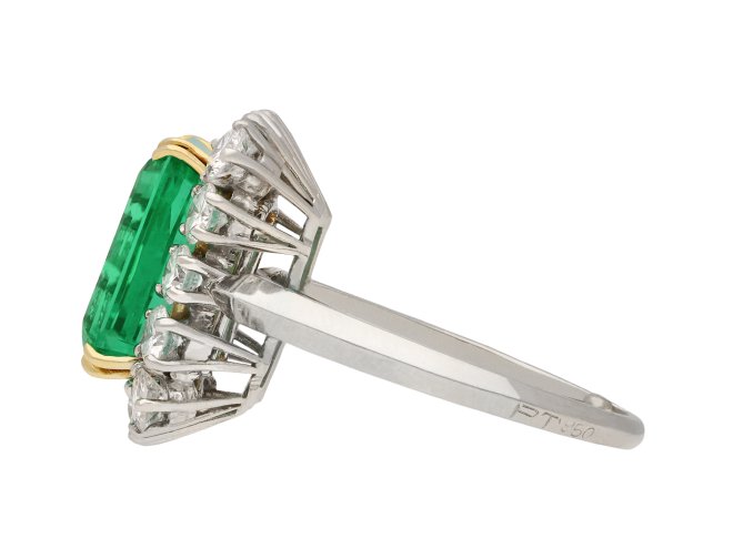 Colombian emerald and diamond coronet cluster ring, French