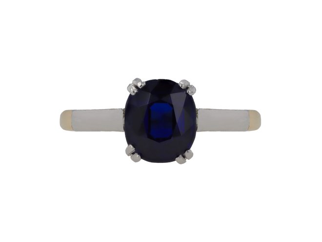 Antique sapphire solitaire ring, circa 1915. hatton garden