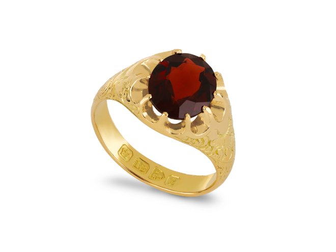 Edwardian garnet solitaire ring, English, 1905. hatton garden