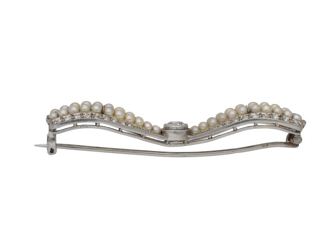 Antique pearl and diamond bow brooch hatton garden berganza