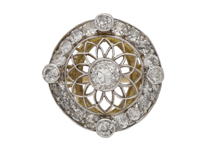 Belle Epoquecoronet  diamond cluster ring circa 1905.html