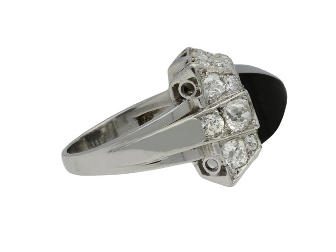 Art Deco onyx and diamond ring berganza hatton garden